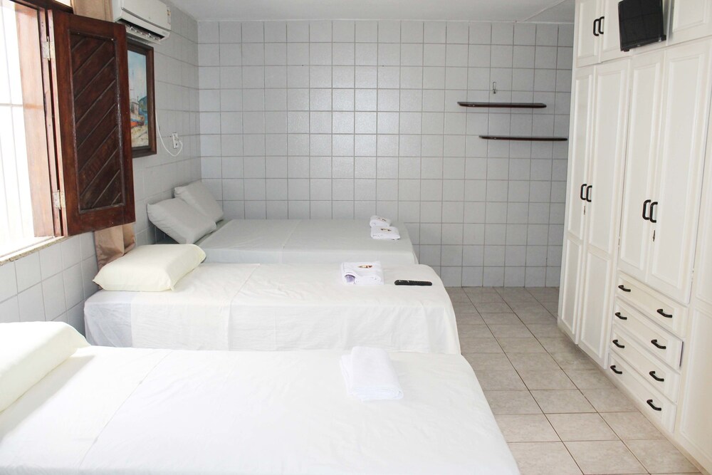 Pousada E Hostel Farol Da Praia — photo 4