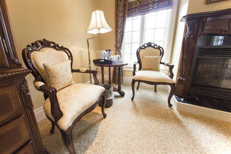 room photo