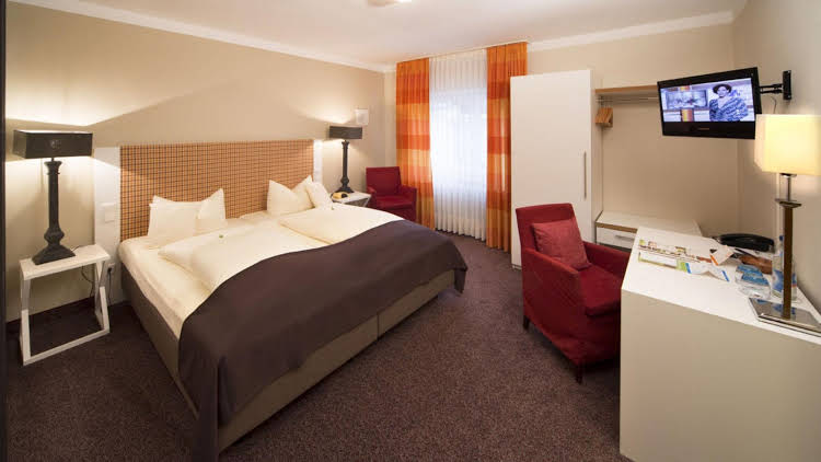 room photo