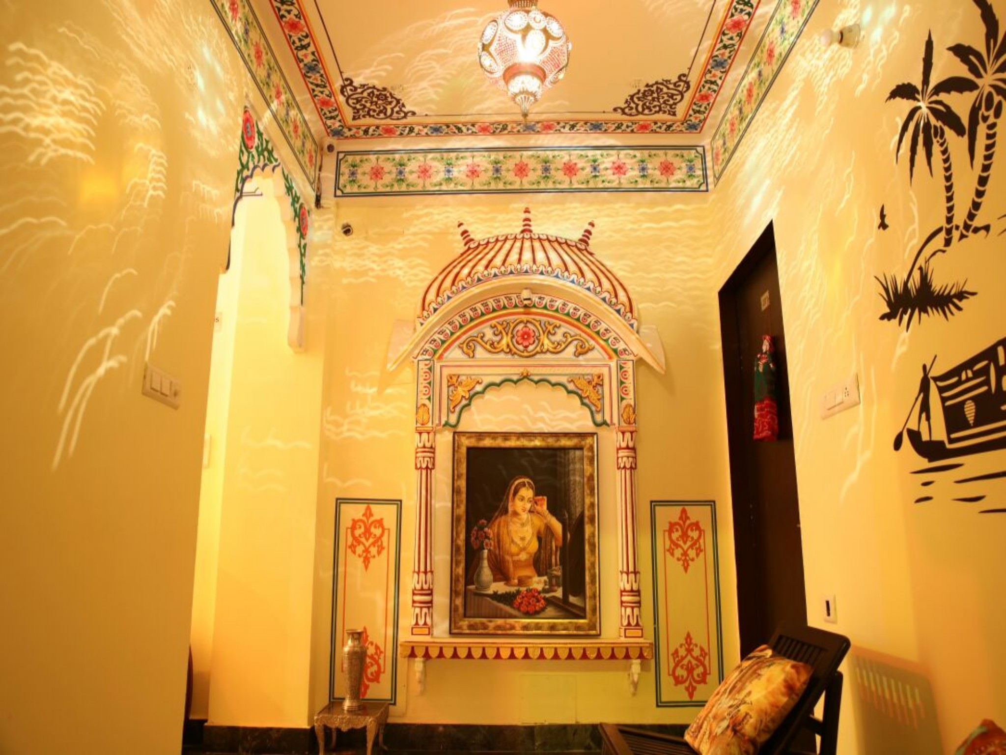 room photo
