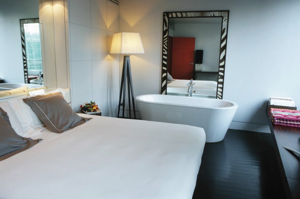 room photo