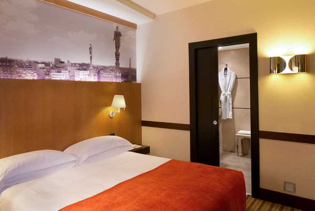 room photo