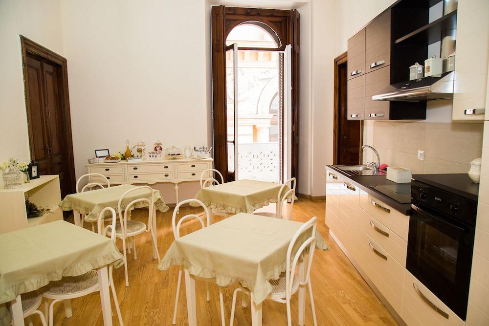 I Racconti Di Partenope B&B