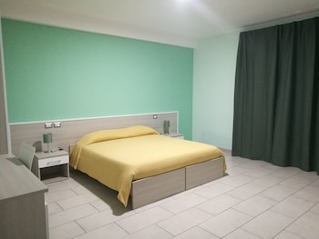room photo