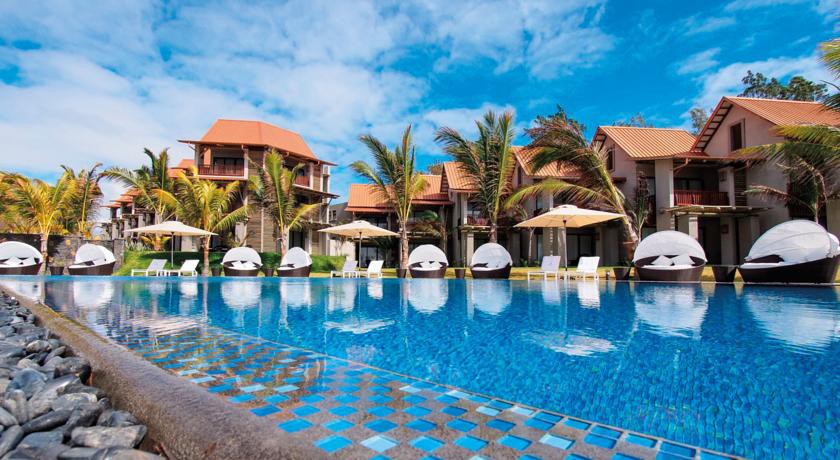 Crystals Beach Resort Belle Mare, a member of Radisson Individuals