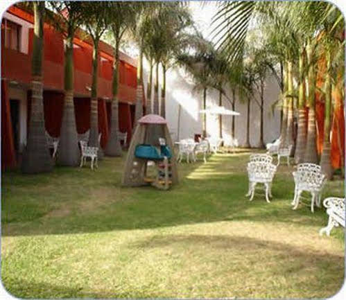Hotel Suites del Real