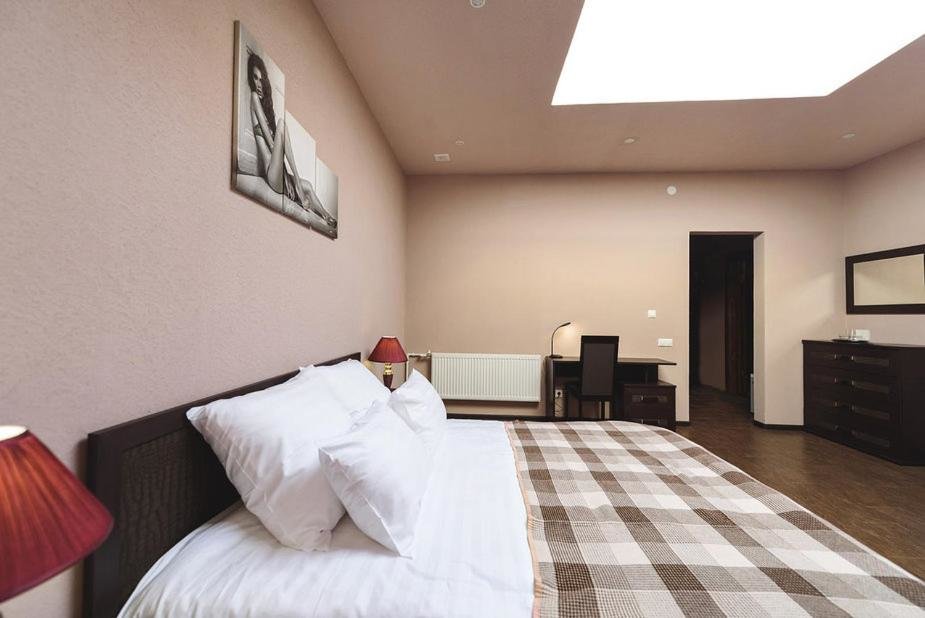 Zolotoy Pavlin Hotel photo 4