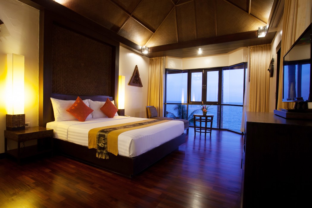 room photo