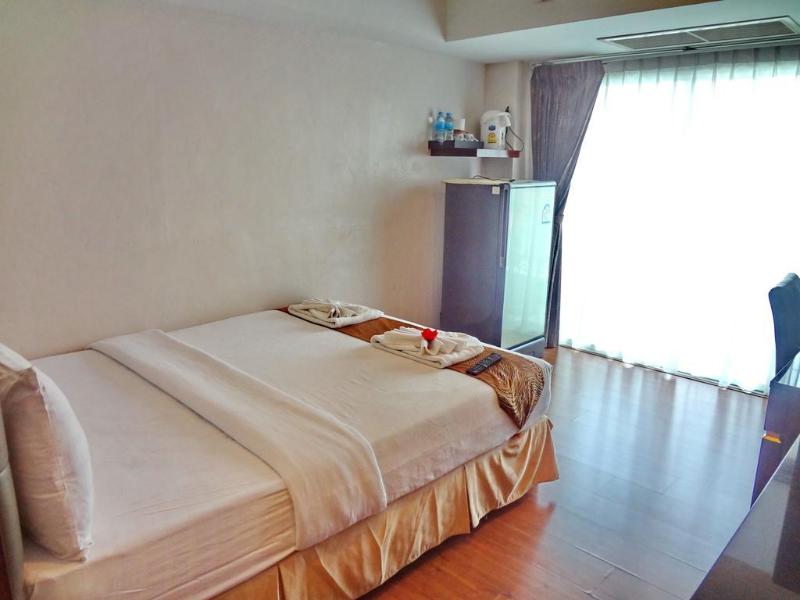 room photo