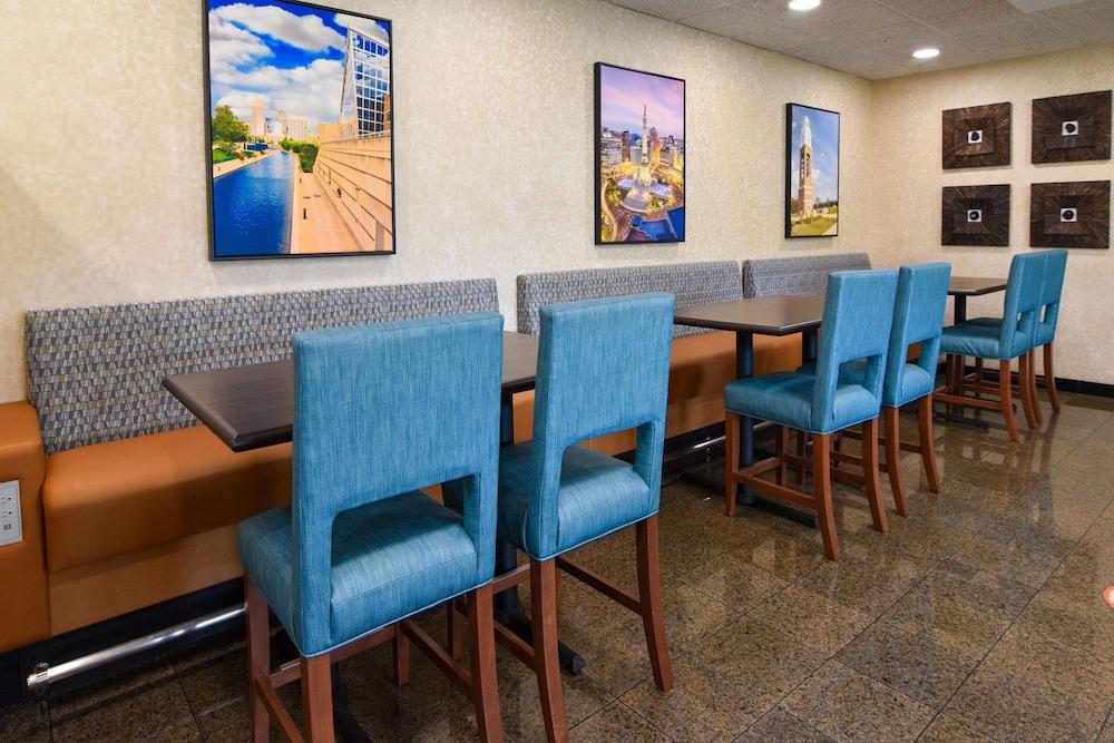 Best Western Plus Indianapolis North At Pyramids