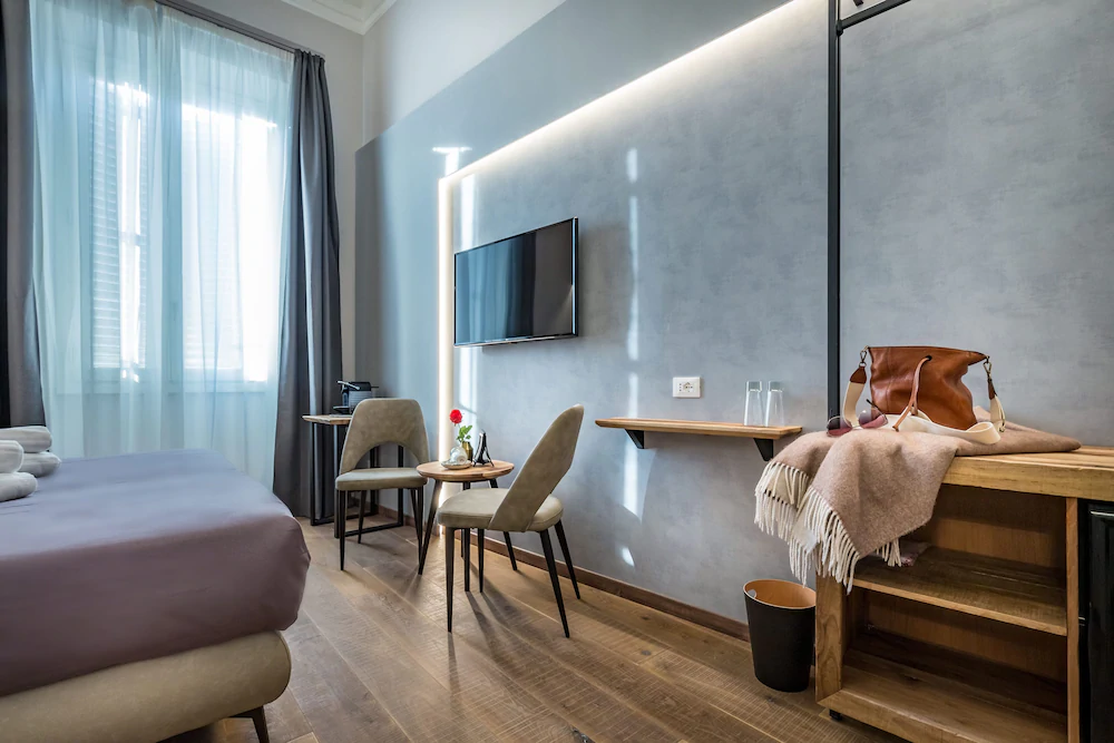 room photo