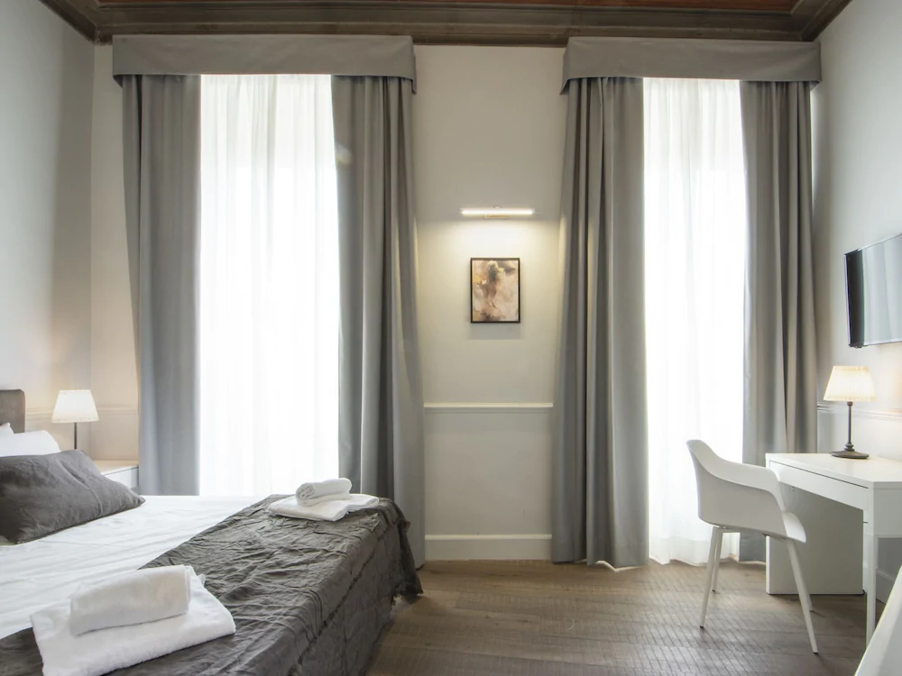 room photo