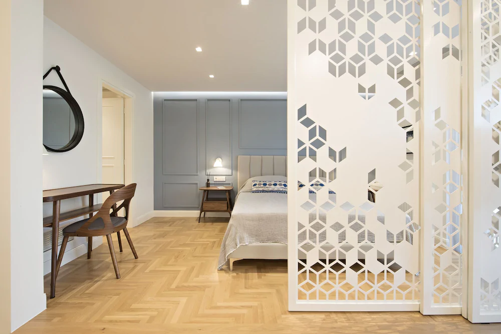 room photo