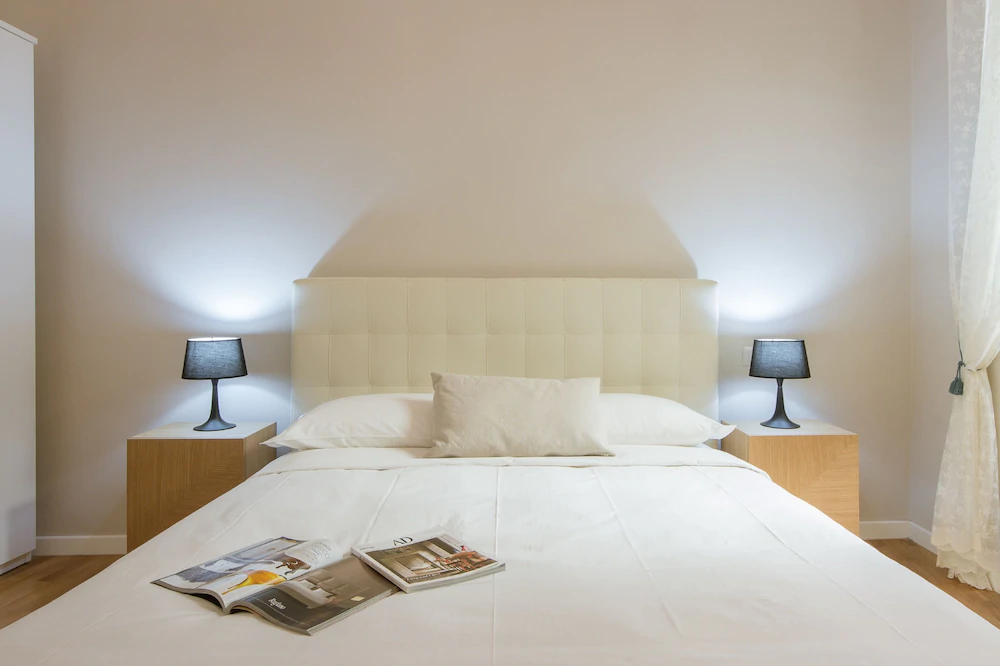 room photo