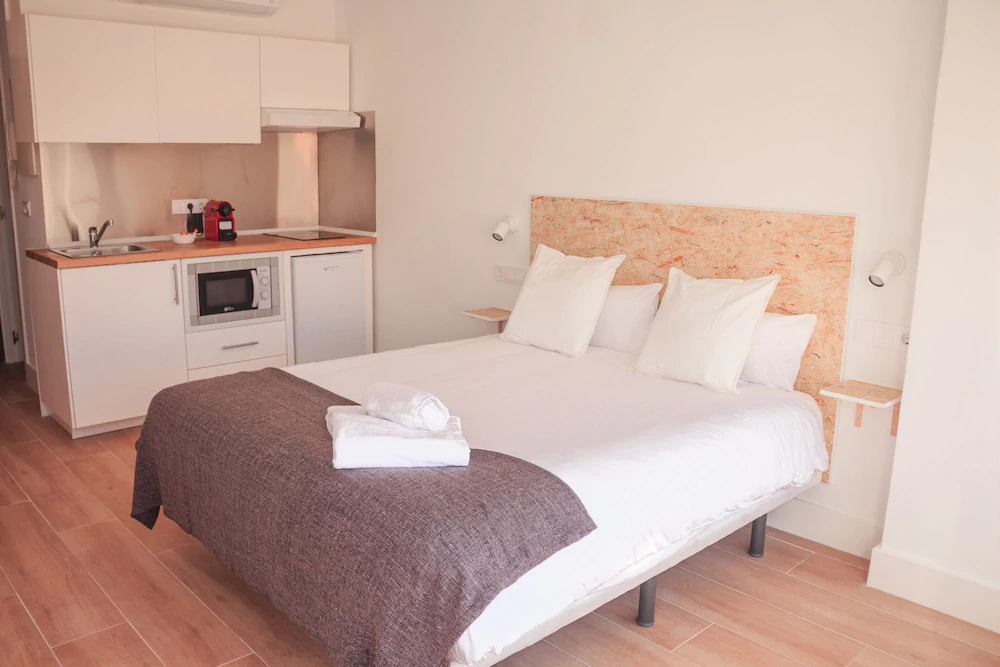 room photo