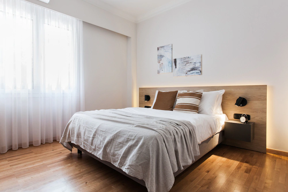 room photo