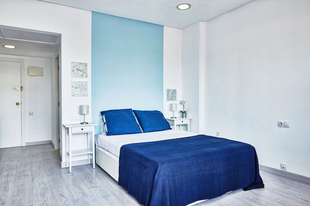 room photo