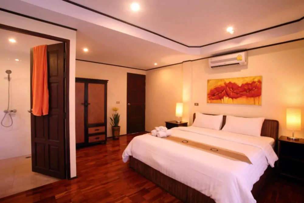 room photo
