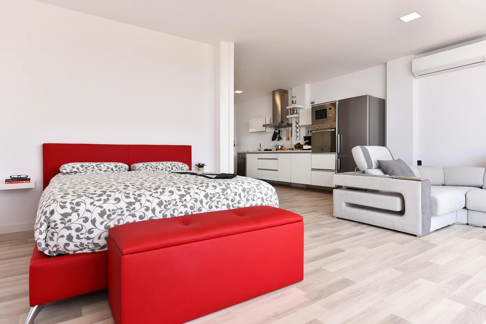 room photo
