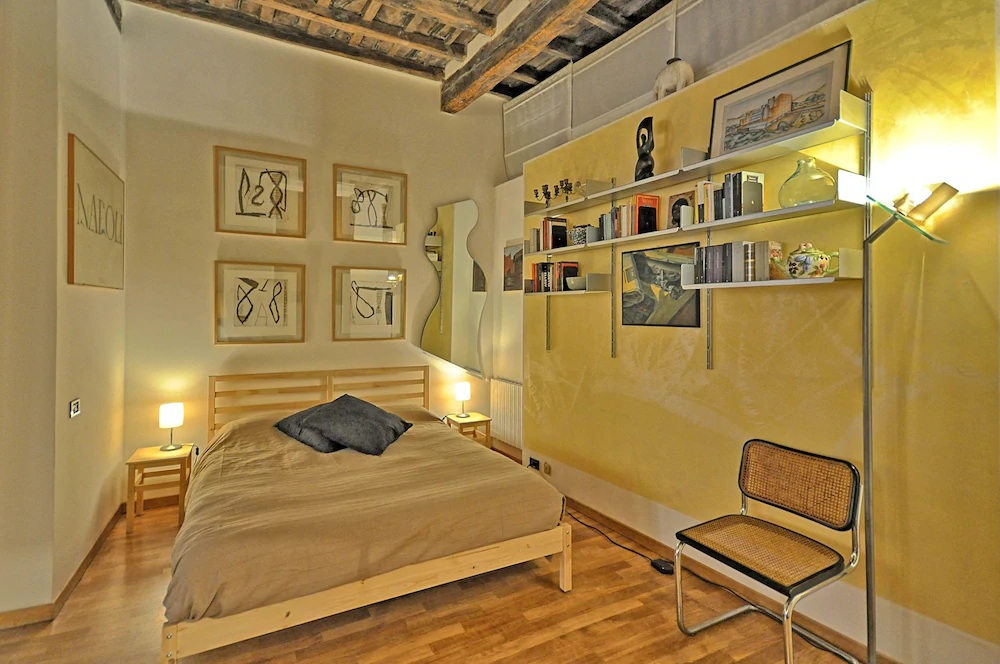 room photo