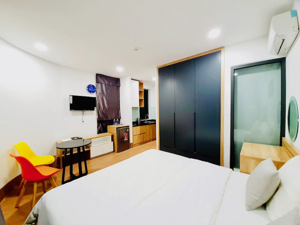 room photo