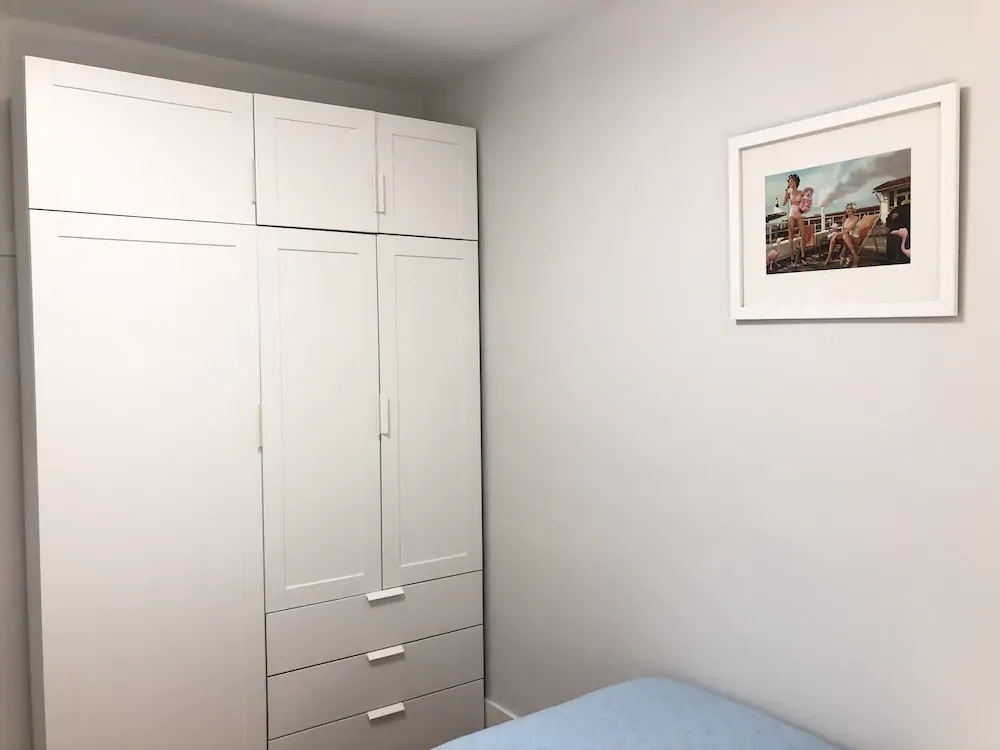 room photo