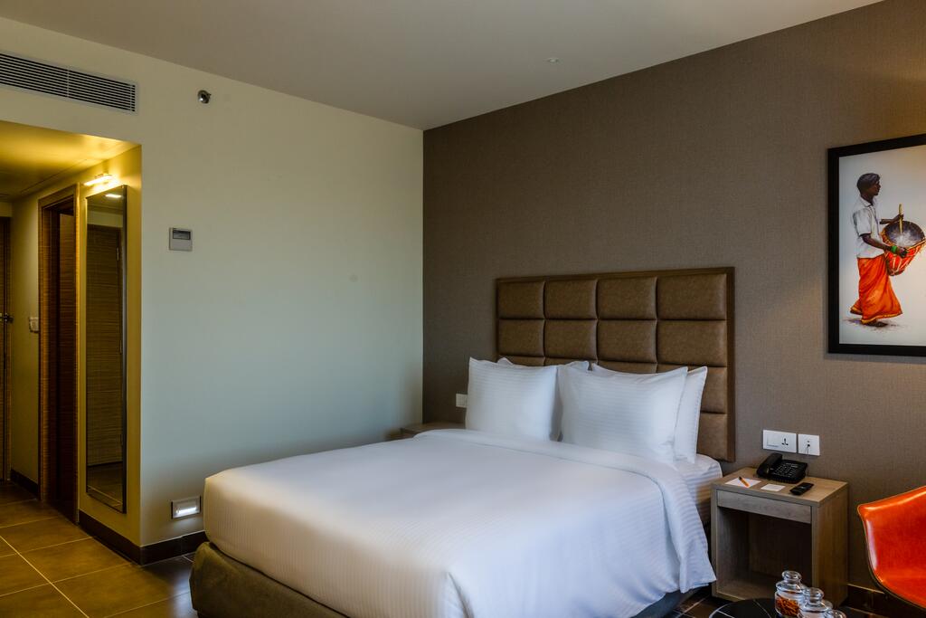room photo