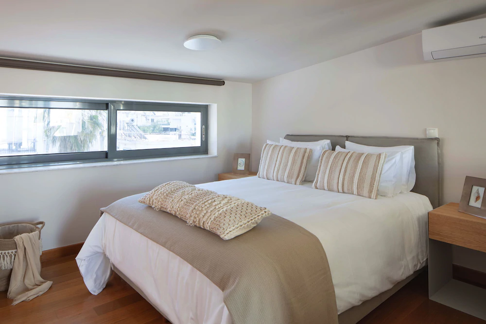 Elaia Luxury Suites Glyfada