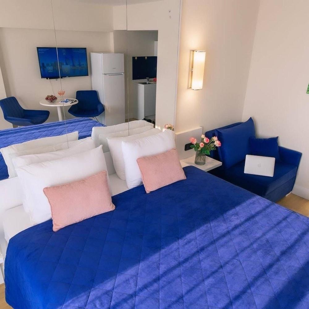 Superior Double room with balcony and with view (full double bed)