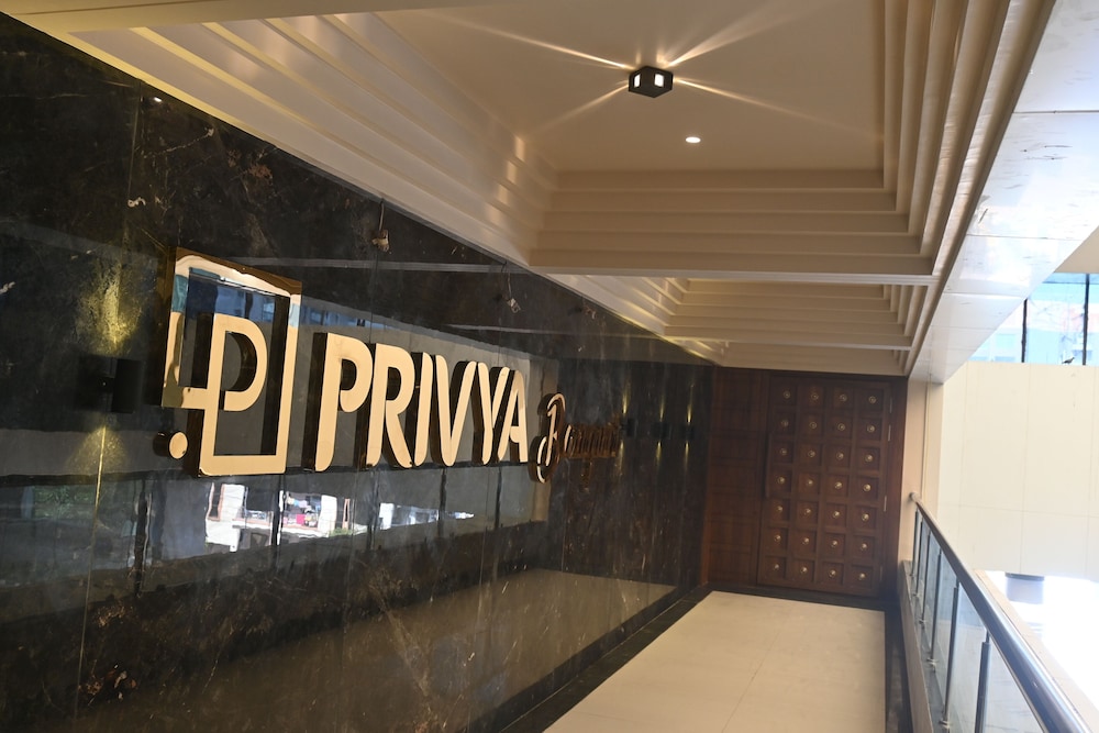 Hotel Privya, Surat