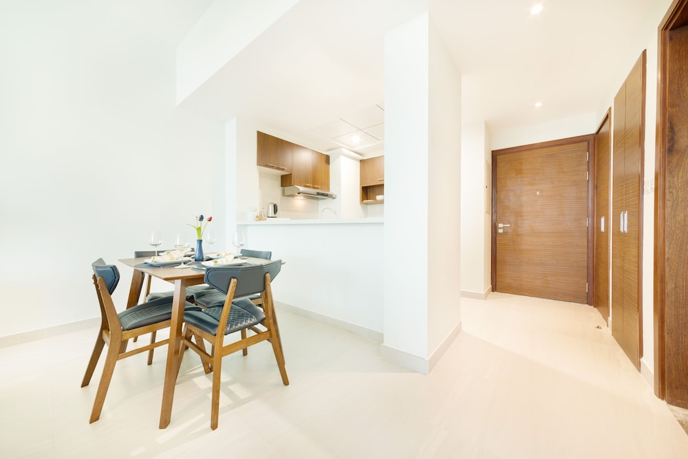 Zabeel Park Gate Residence by Maison Privee